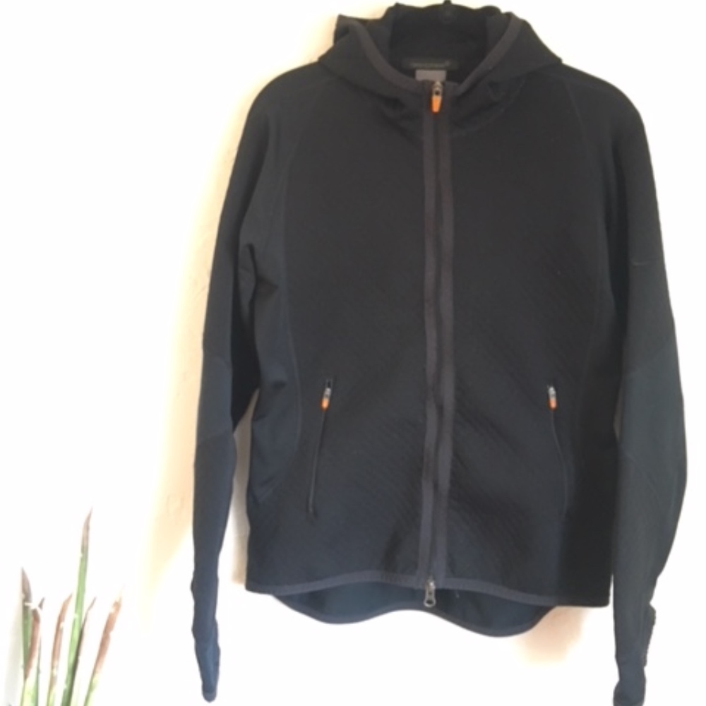Nike Sphere Jacket